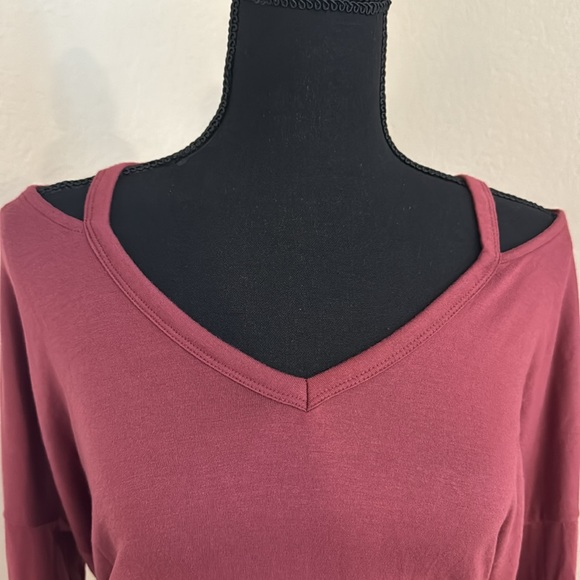 BNWT Express Mauve Top - Picture 3 of 8